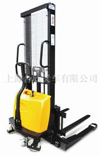 BDA-S 半电动堆高车